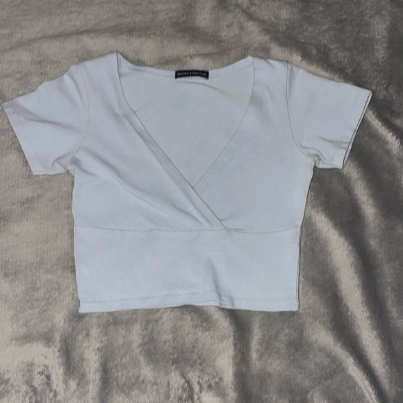Brandy Melville. Size small. Blue cropped top - Picture 1 of 2